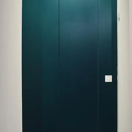 Apartment Nude Tranquility *